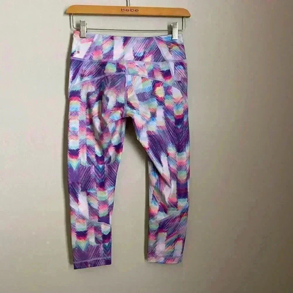 Zella Live In Crop Leggings Purple Pattern Size XS - Picture 8 of 8